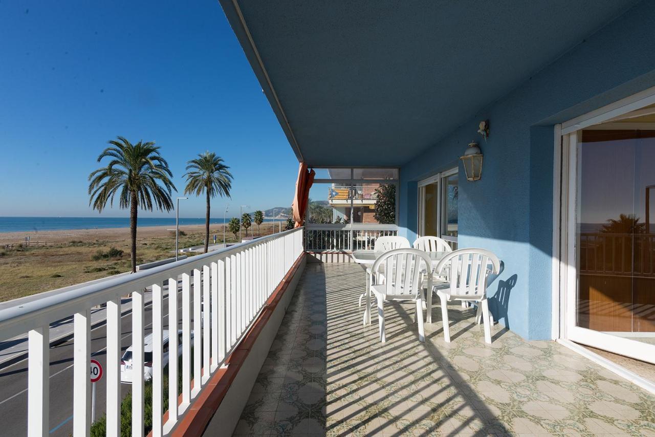 Apartamento En 1Era Linea Mar Con Terraza De 25M2 Кастелдефелс Екстериор снимка