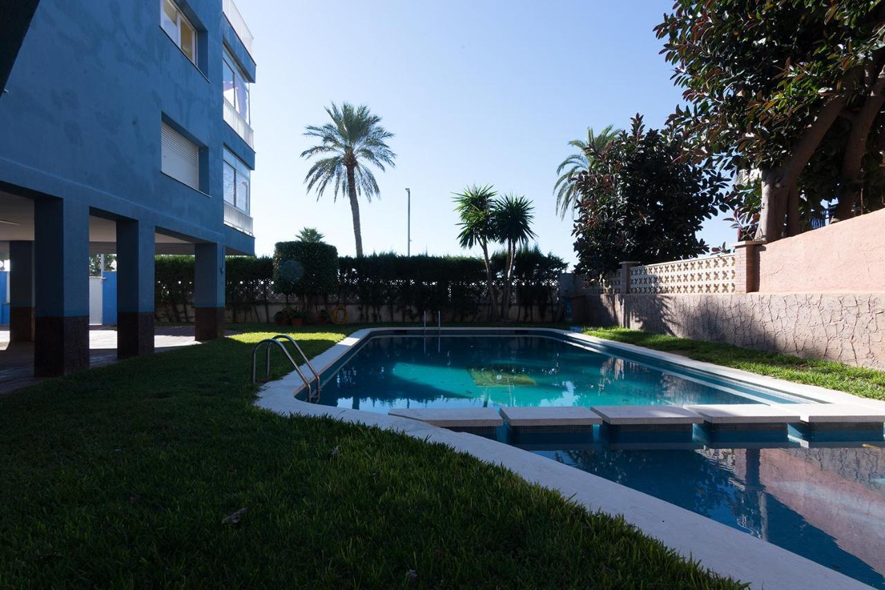 Apartamento En 1Era Linea Mar Con Terraza De 25M2 Кастелдефелс Екстериор снимка